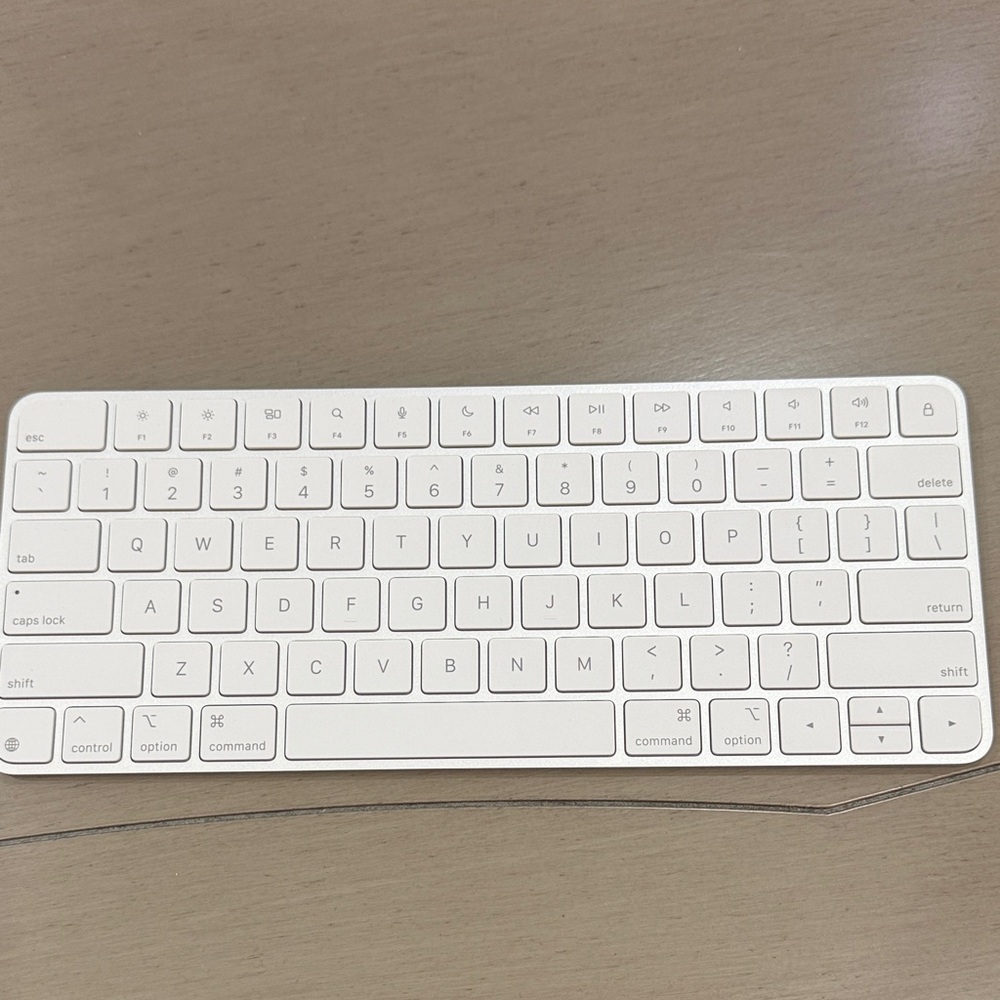 Apple Wireless Keyboard